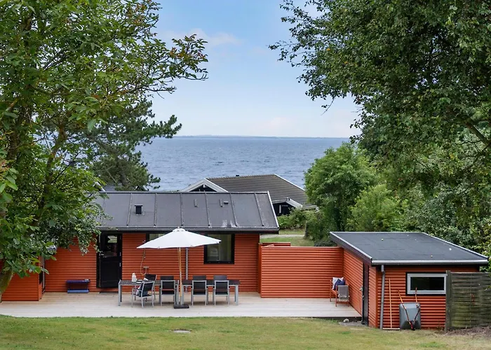 Сasa de vacaciones 3 Bedroom Cozy In *