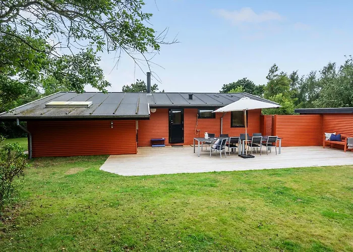 3 Bedroom Cozy In *