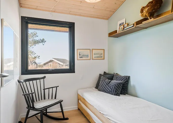 Feriehus 3 Bedroom Cozy In